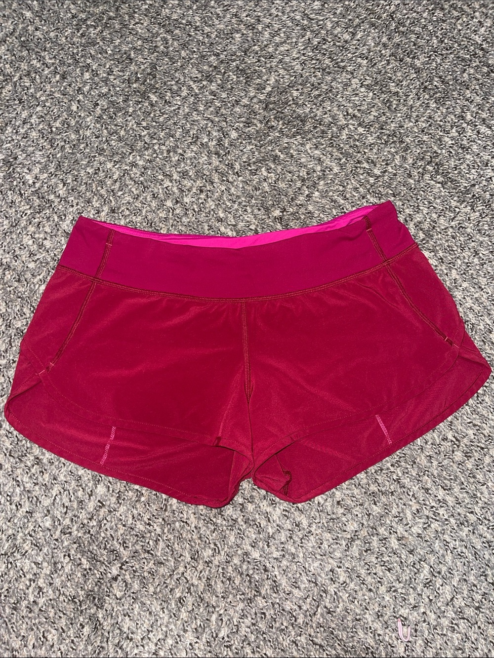 Lululemon Speed Shorts - Bumble Berry; Size 6